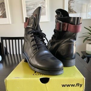 Slightly used Fly London Leather Black boots size 38